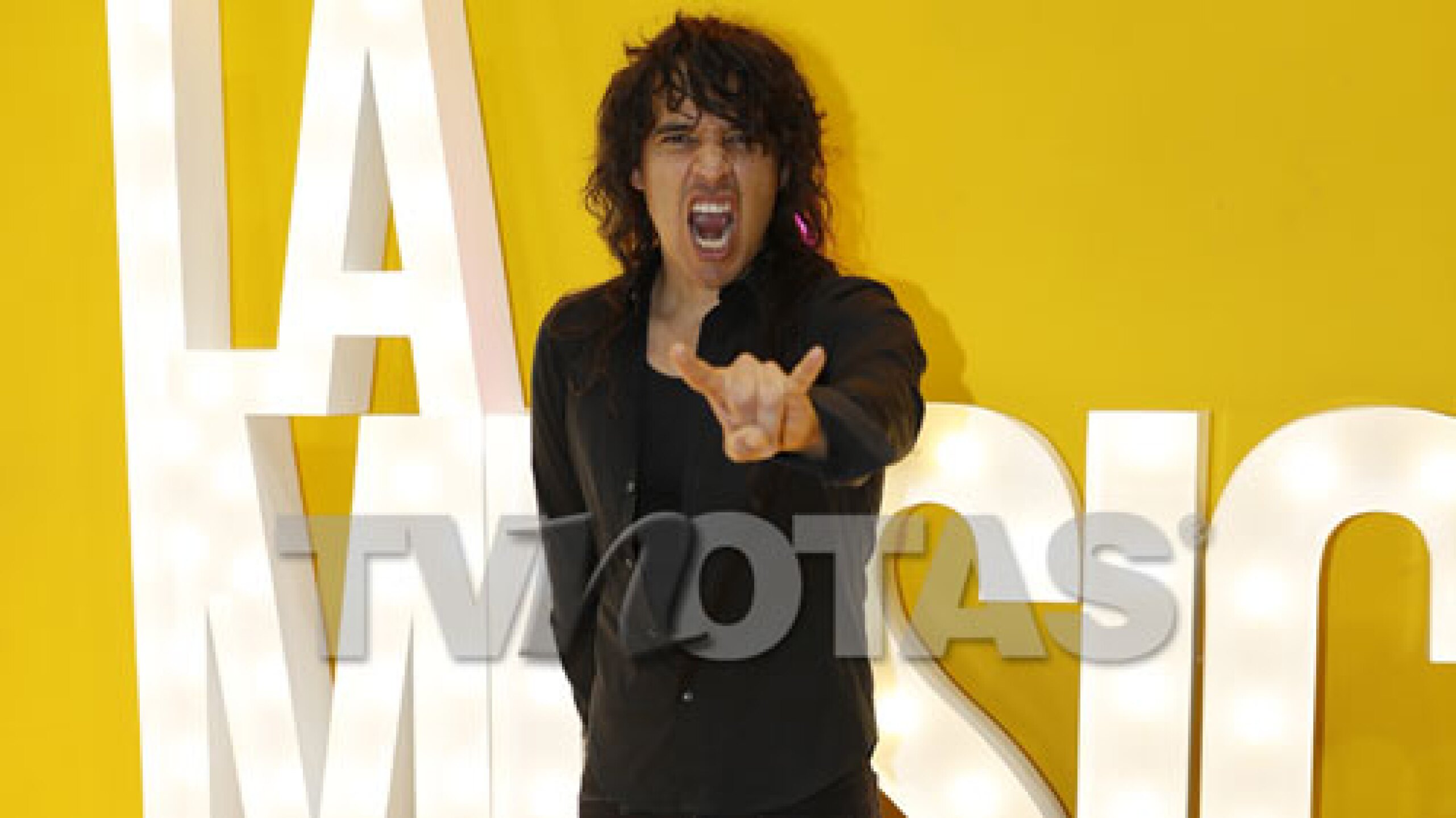 elohim corona moderatto tvnotas