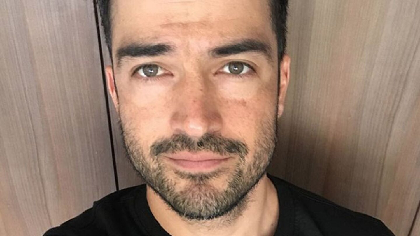 El ex RBD jamás había mostrado fotos de su hijo en las que dejara ver parte de su rostro.