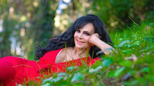 Maribel Guardia se burla de La rosa de Guadalupe