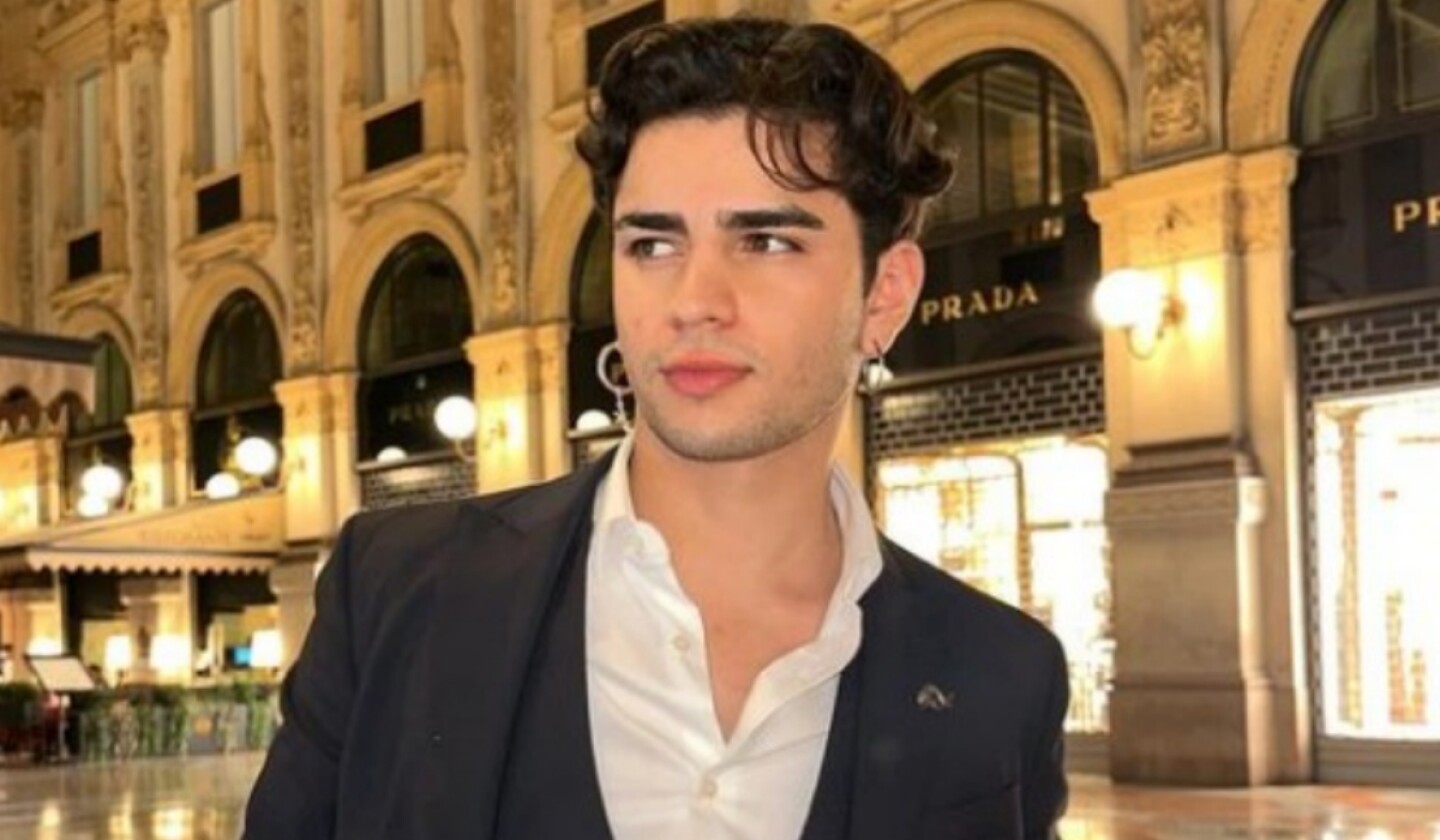 ¿Qué hacía Aarón Mercury antes de ser famoso?