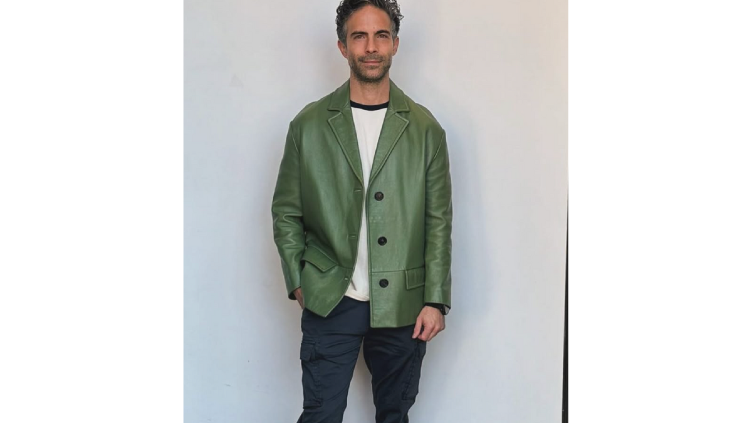 Osvaldo Benavides sufre picadura de una abeja