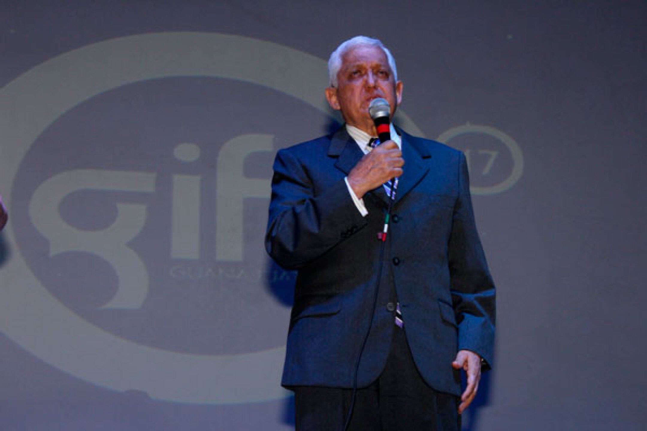Eduardo Moreno Laparade covid-19 grave hospitalizado