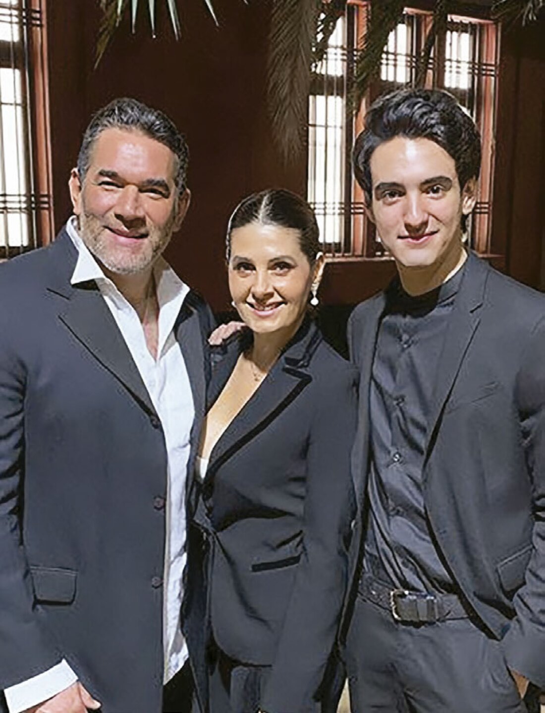 Jorge Poza Eduardo Santamarina mayrín Villanueva