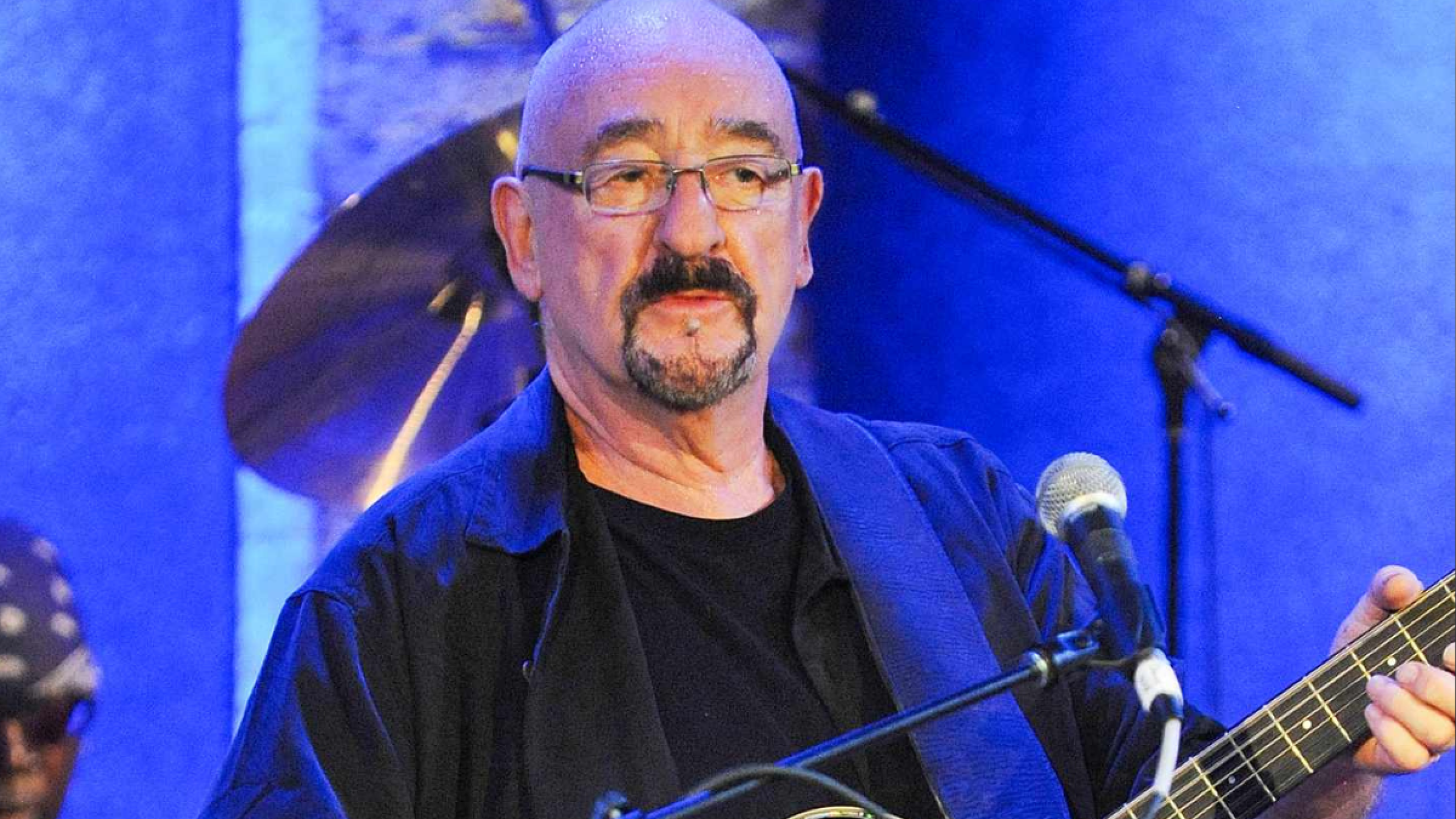 Dave Mason tenía complicaciones de salud, sin que hasta el momento hayan sido reveladas.