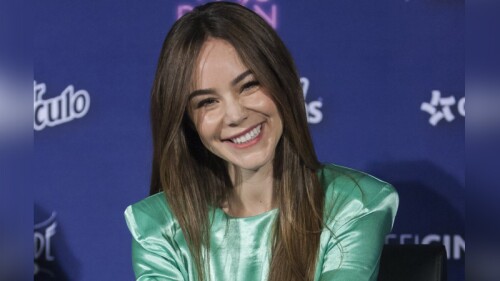 Camila Sodi imita estilo de Kim Kardashian