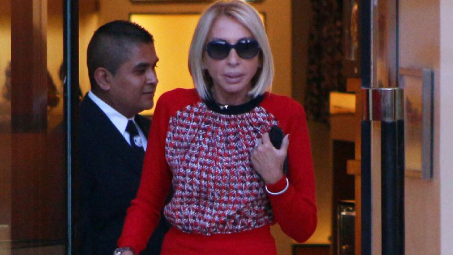 Así es como en realidad lucía la presentadora; sus fans no pueden creerlo.