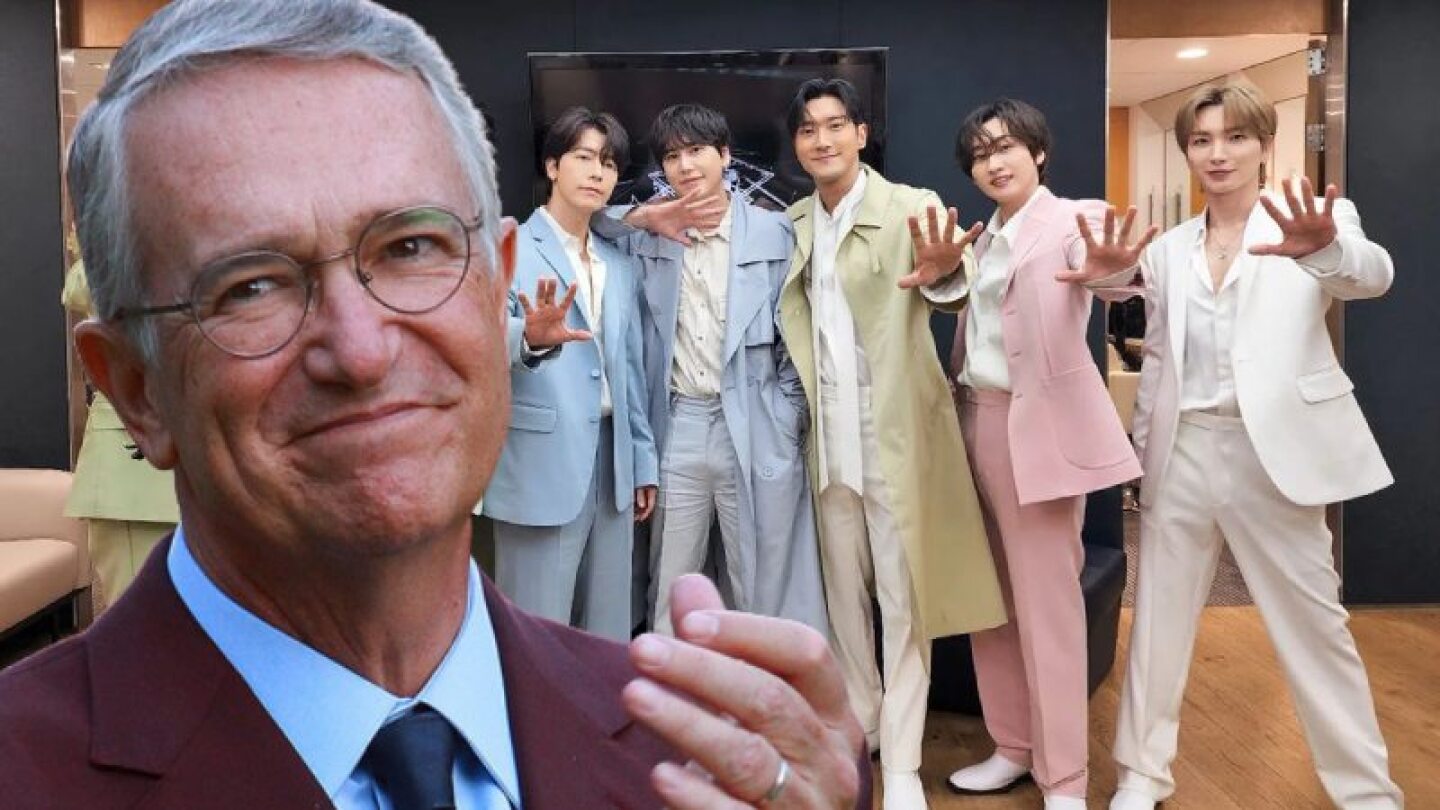 Ricardo Salinas Pliego: Después de ayudar se formó en la fila virtual para ver a Super Junior