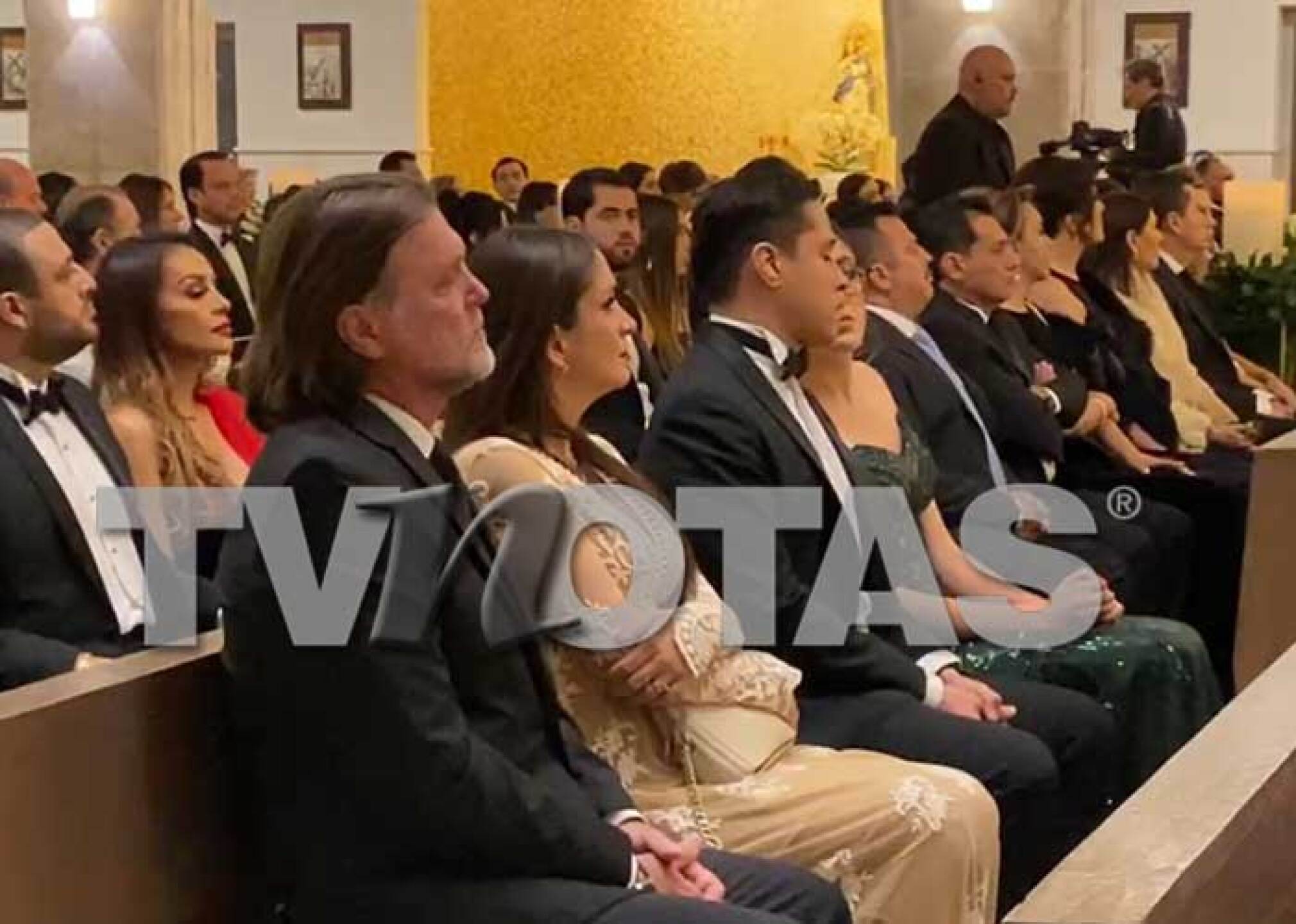 Primeras imágenes de boda de Alex Fernández y Alexia Hernández