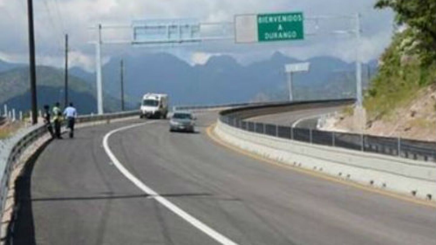 Carretera México-Querétaro registra mayor afluencia vehicular