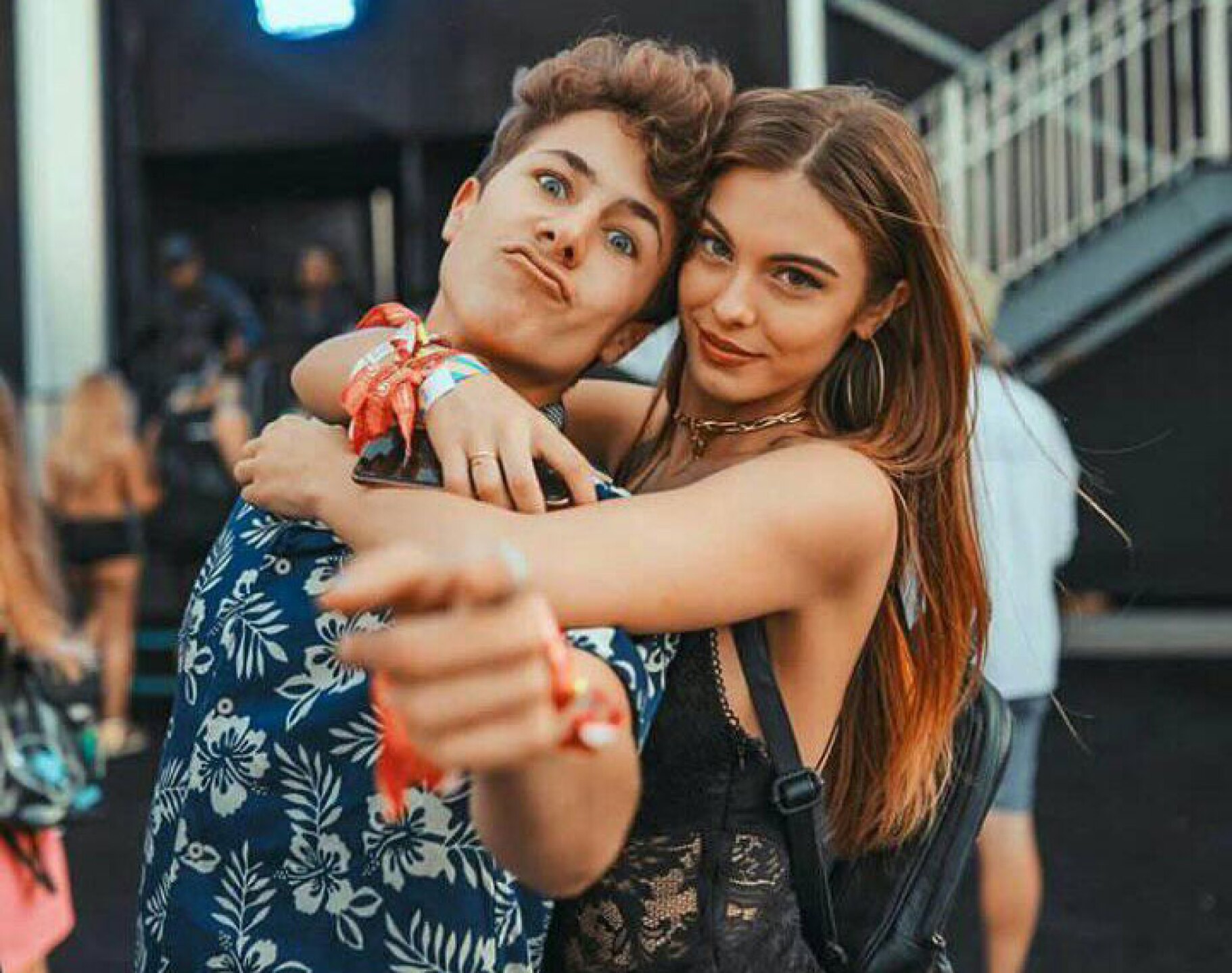 juanpa zurita carmella rose