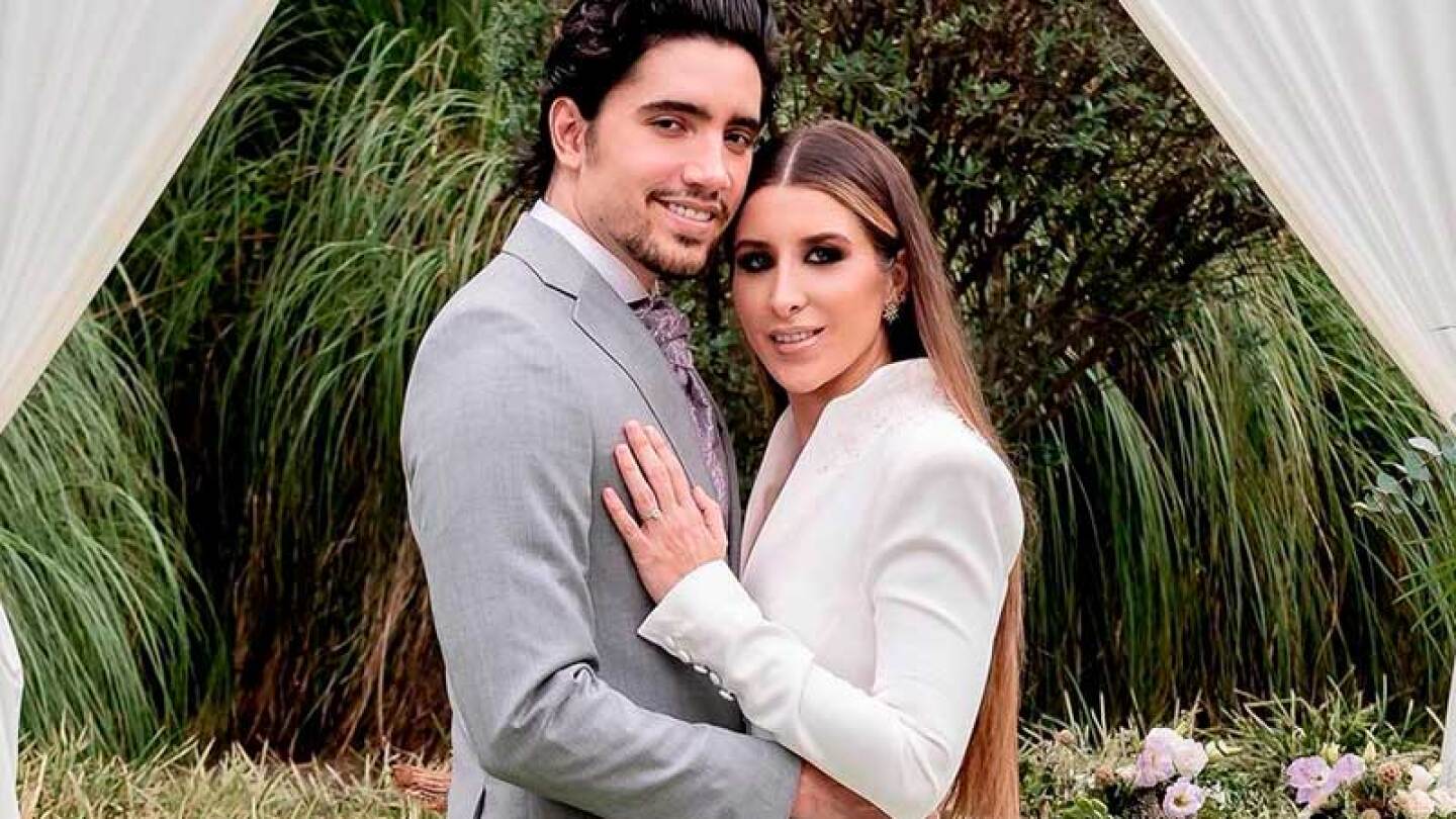 Alex Fernández y Alexia Hernández celebran a lo grande el bautizo de su hija