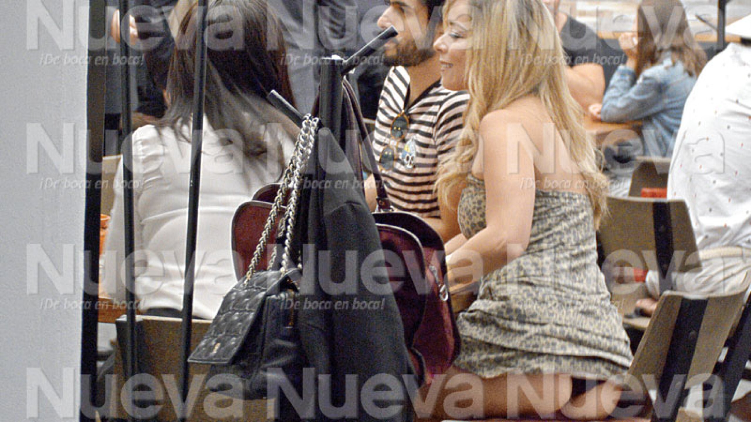 La hija de Alberto Rojas 'El Caballo' sufrió tremendo descuido íntimo y quedó con media pompa de fuera.