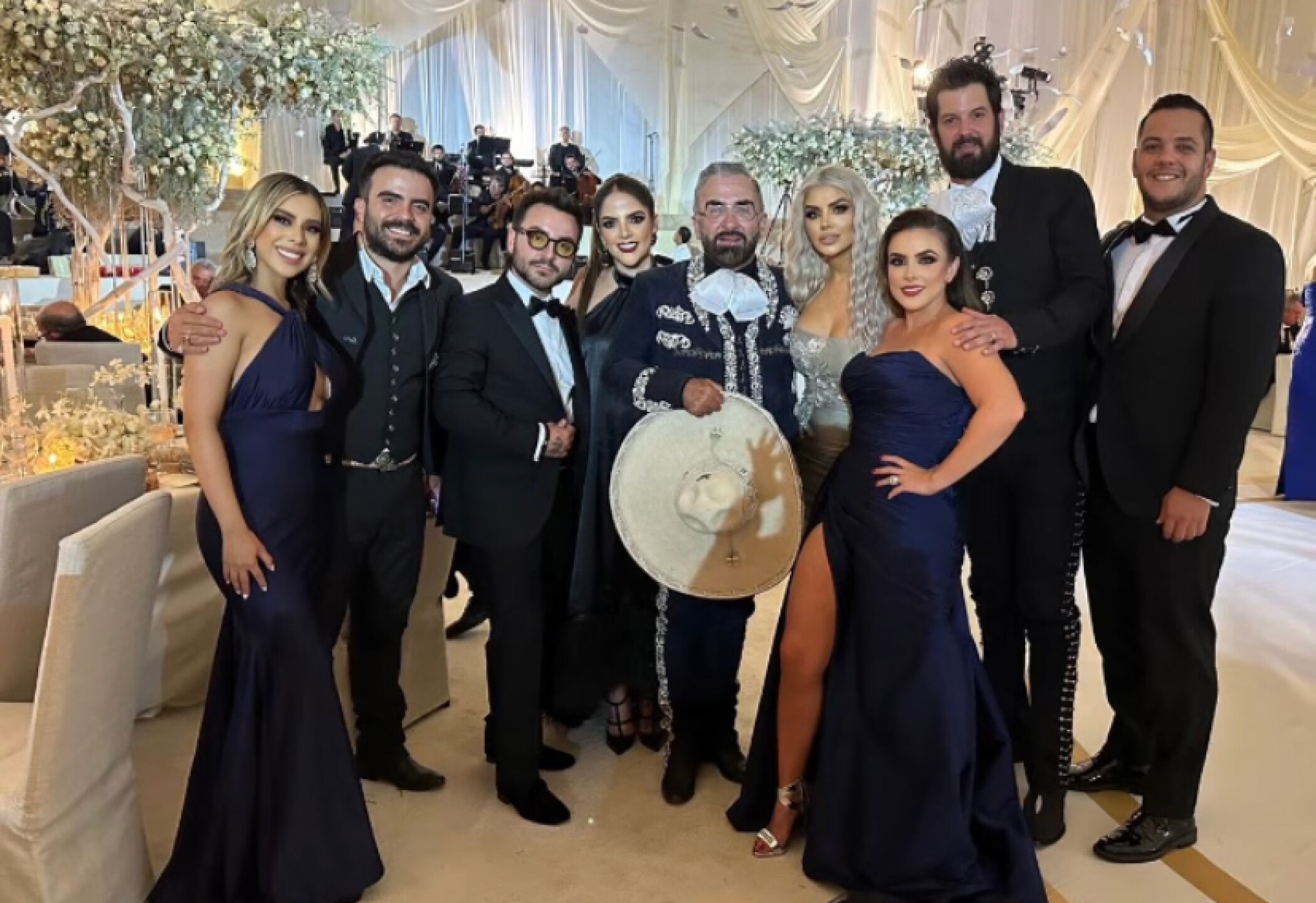 Vicente Fernández Jr familia hijos