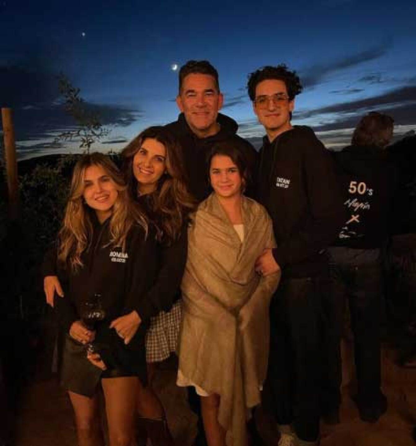 Mayrín aseguró que le importaría que sus hijos ande con alguien mayor