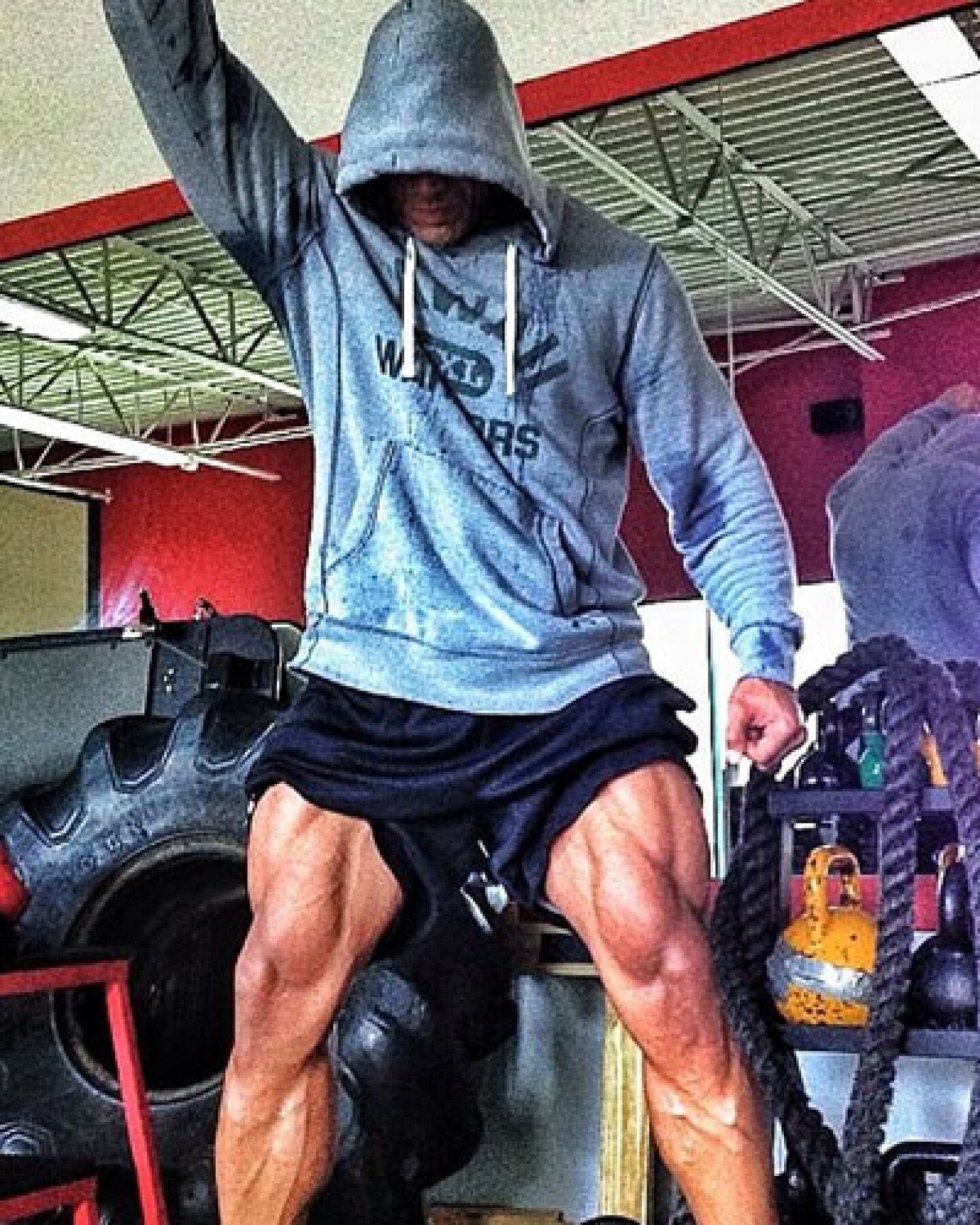 Dwayne Johnson publicó una imagen de sus piernas.