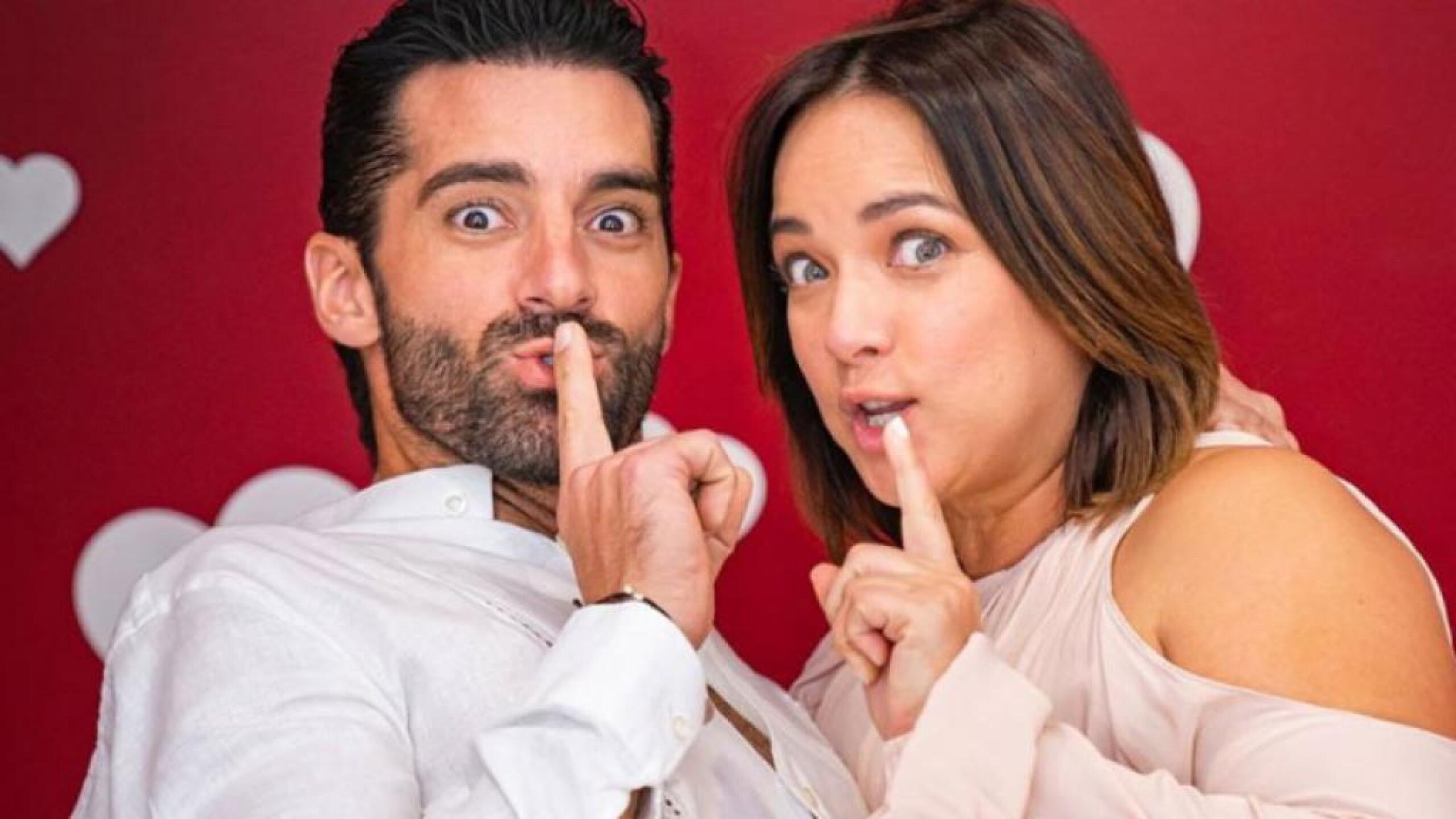 Toni y Adamari están felices