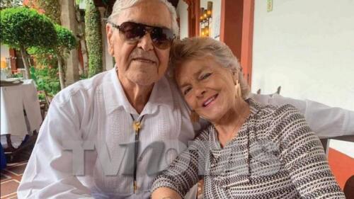 Eric del Castillo se compromete por segunda vez con su esposa
