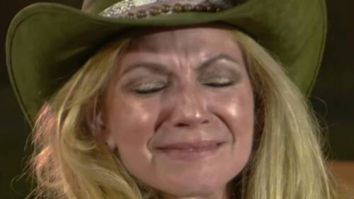 Manola Díez afirma que sus hermanos la rechazan, pero un familiar la desmiente