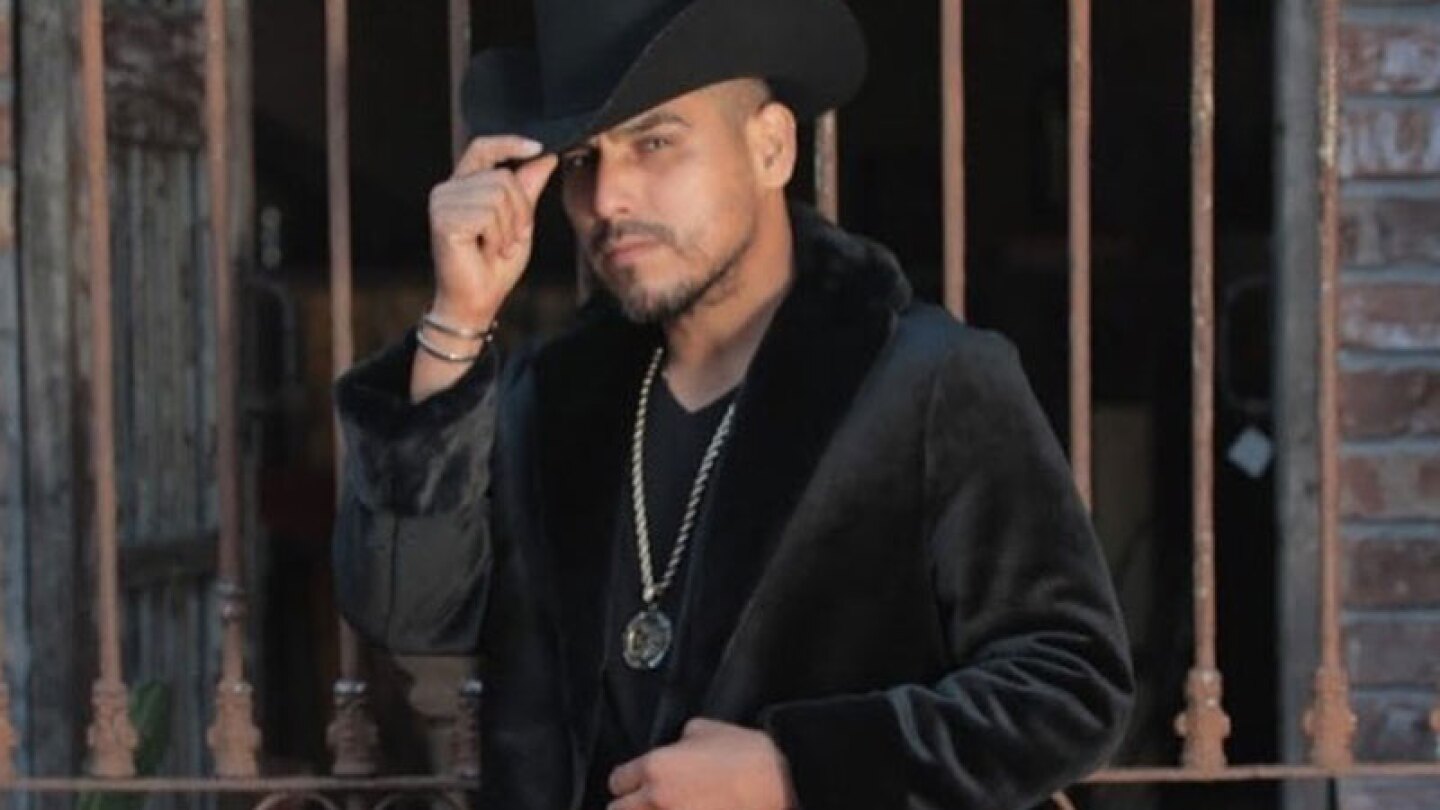 espinoza paz música cirugías