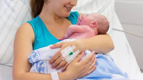 Hoy nacerán más de 300 mil bebés