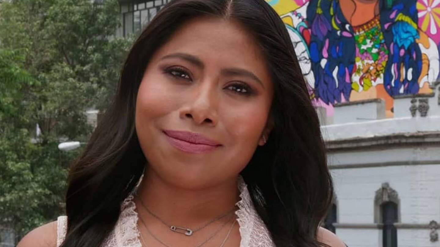 yalitza aparicio dior