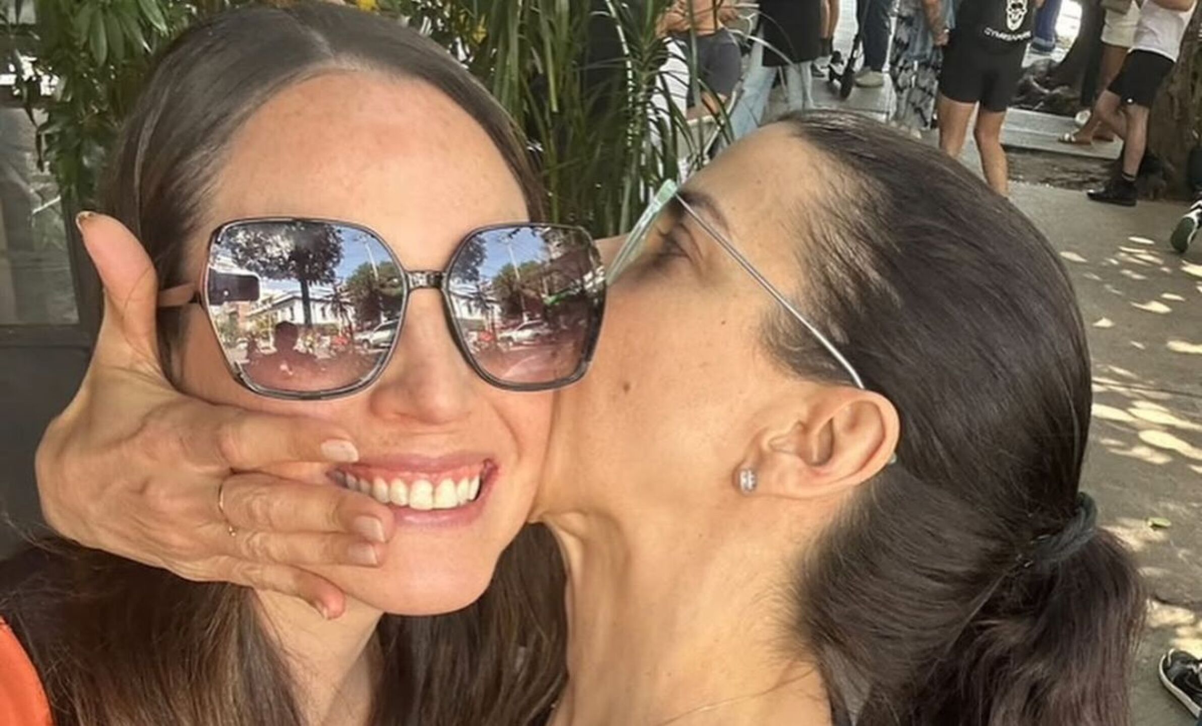 Melissa Mochulske y Verónica Toussaint