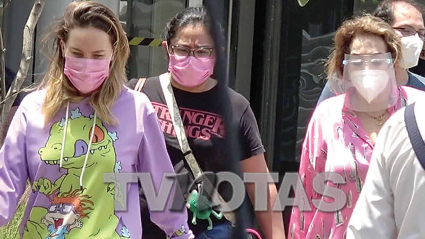 Belinda tuvo que llevar de emergencia a su mamá al hospital, tras dar positivo a Covid-19