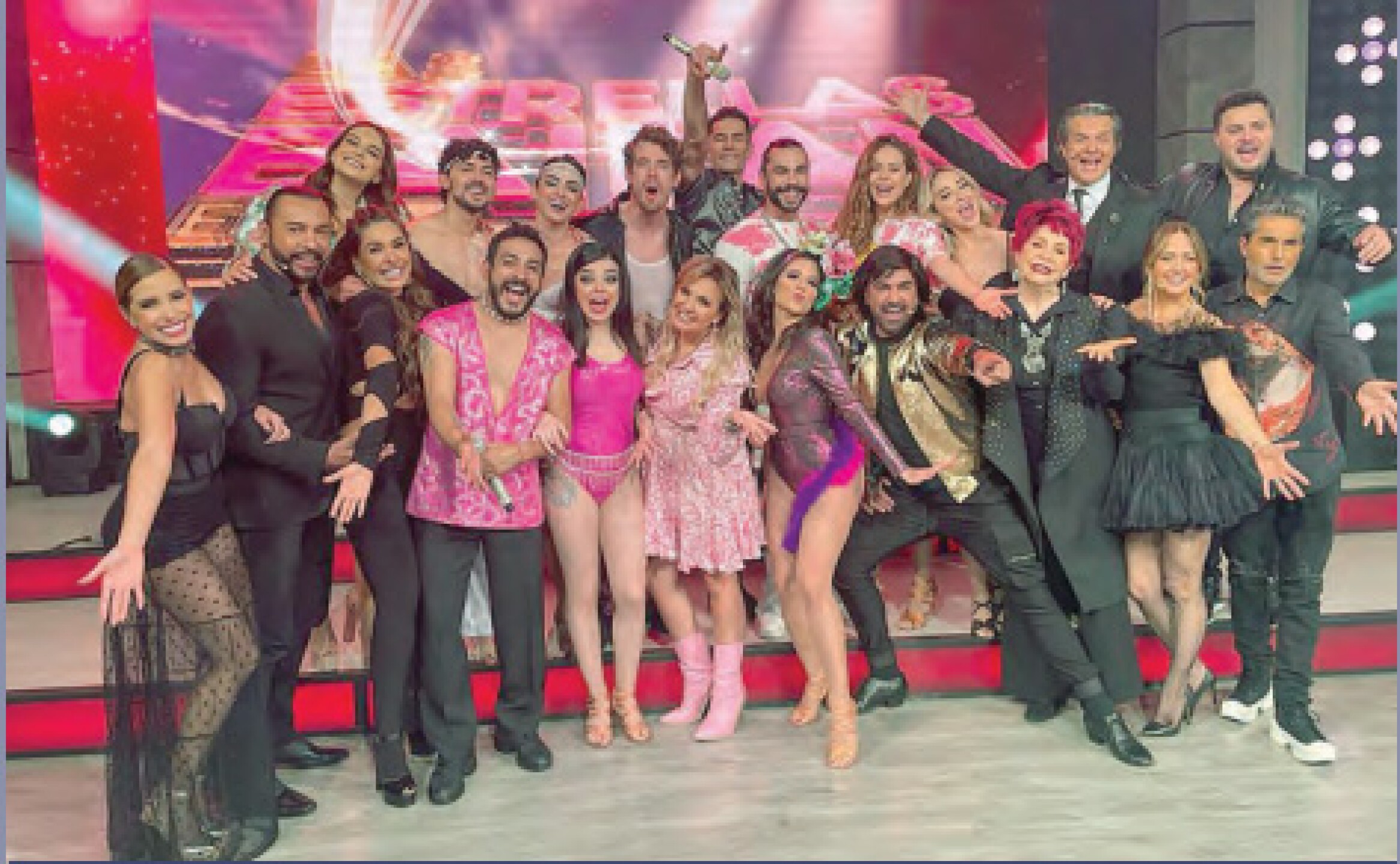 Figuras reconocidas de la TV han nutrido el programa, mismo que continúa vigente