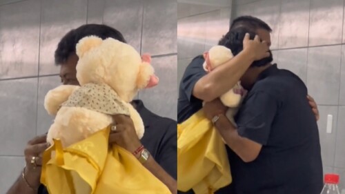 Hombre rompe en llanto al recibir un peluche con la voz de su esposa fallecida