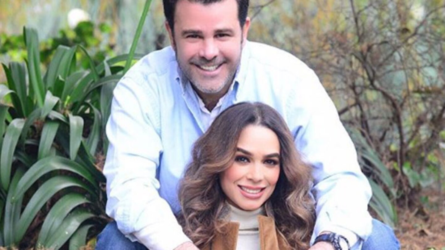 Bibi Gaytán y Eduardo Capetillo cumplirán 25 años de casados y preparan grandes sorpresas