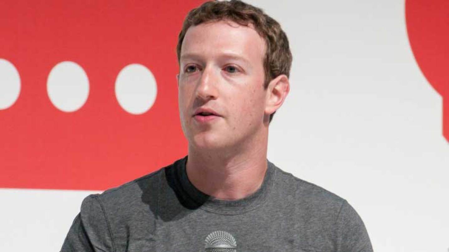 Mark Zuckerberg ya no está en la lista de multimillonarios tras falla de FB