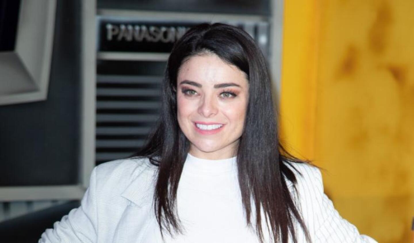 Violeta Isfel regalos fans