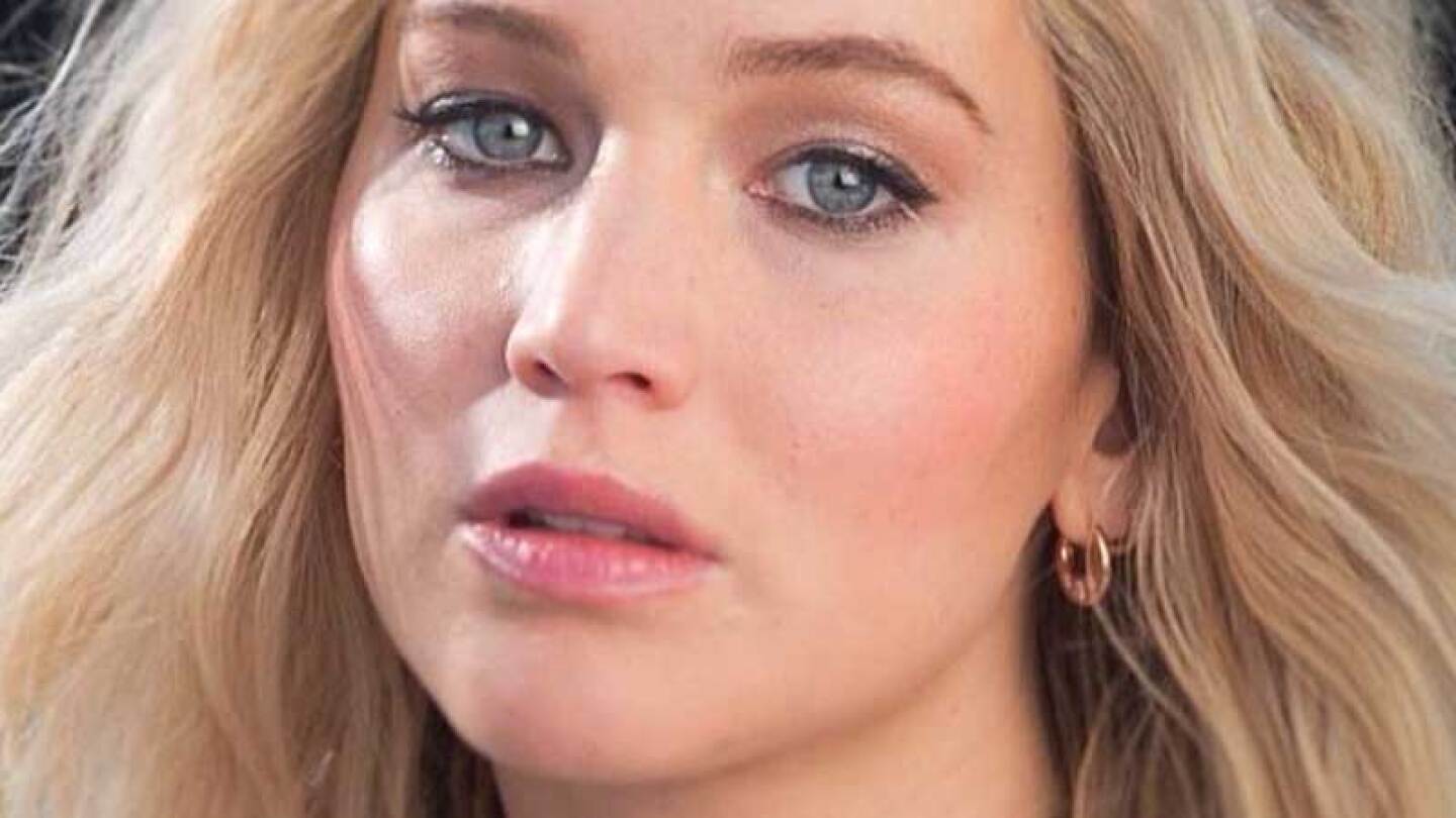 Jennifer Lawrence luce su pancita de embarazada