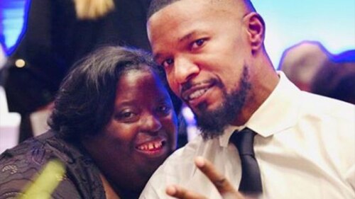 Jamie Foxx y su hermana.