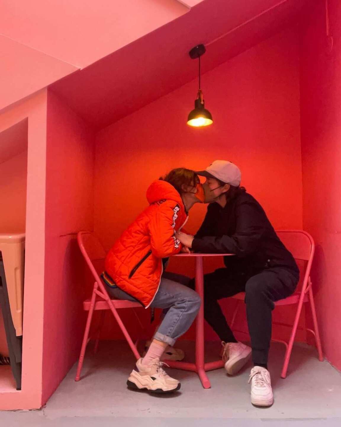 Tessa IA  hija Nailea Norvind rumores romance con mujer