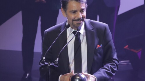 Eugenio Derbez galardonado Premios Aura 2024