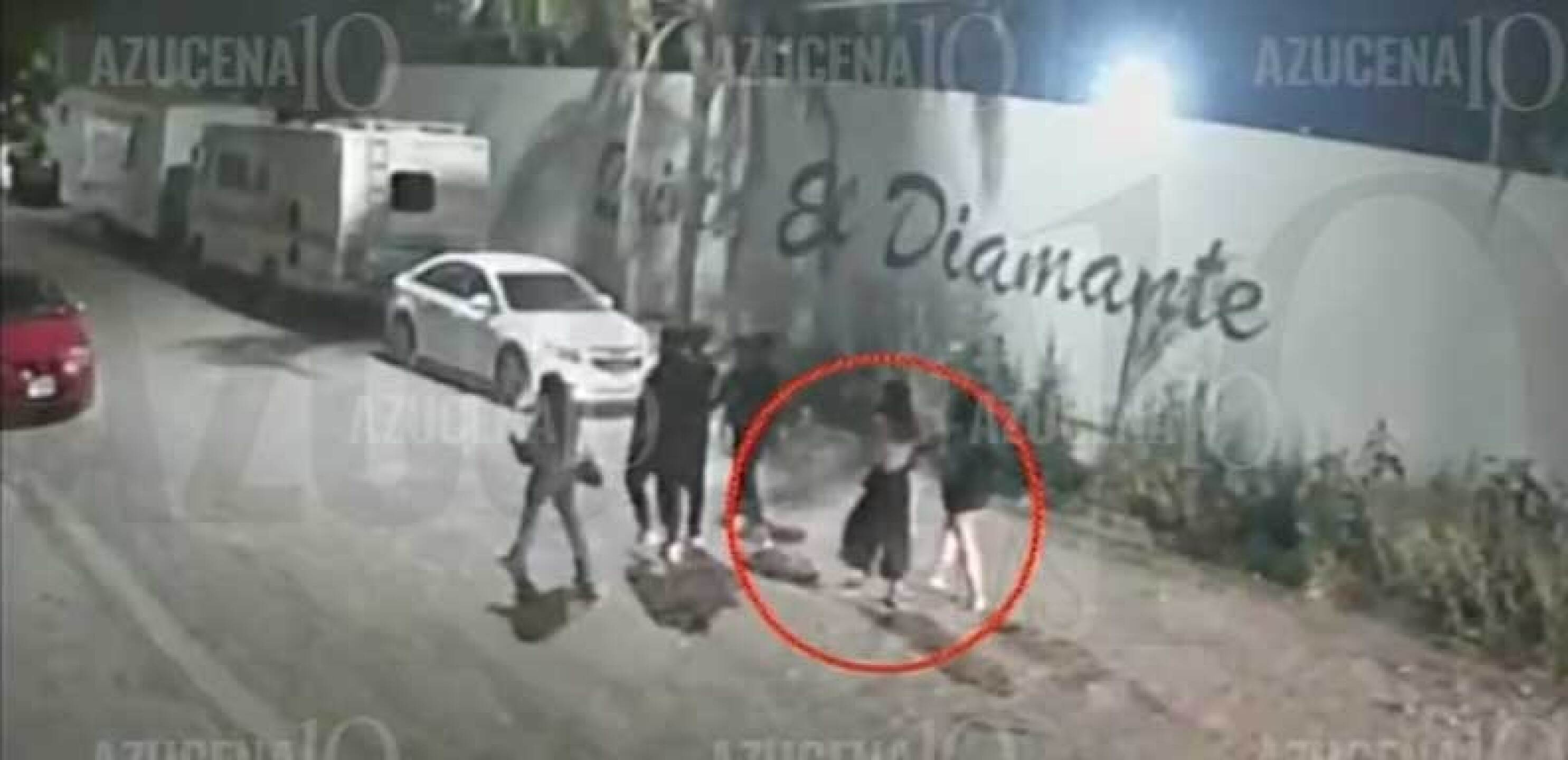 Videos de Debanhi afuera de la fiesta y abordando taxi de confianza