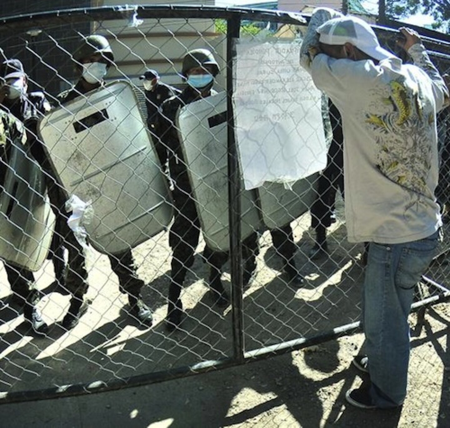 Dos comunicadores denunciaron que han recibido amenazas de muerte. Foto: EFE