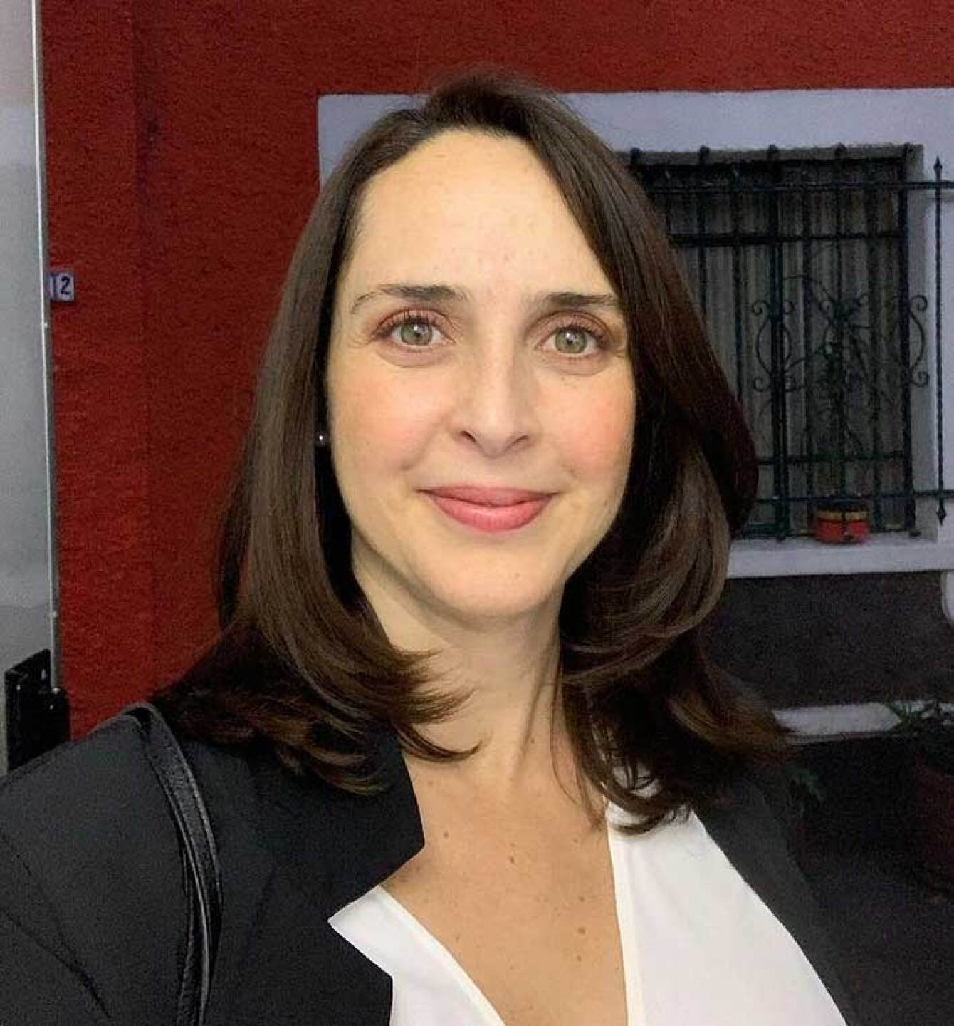 Irán Castillo apoya a Vanessa Bauche y Sarah Nichols