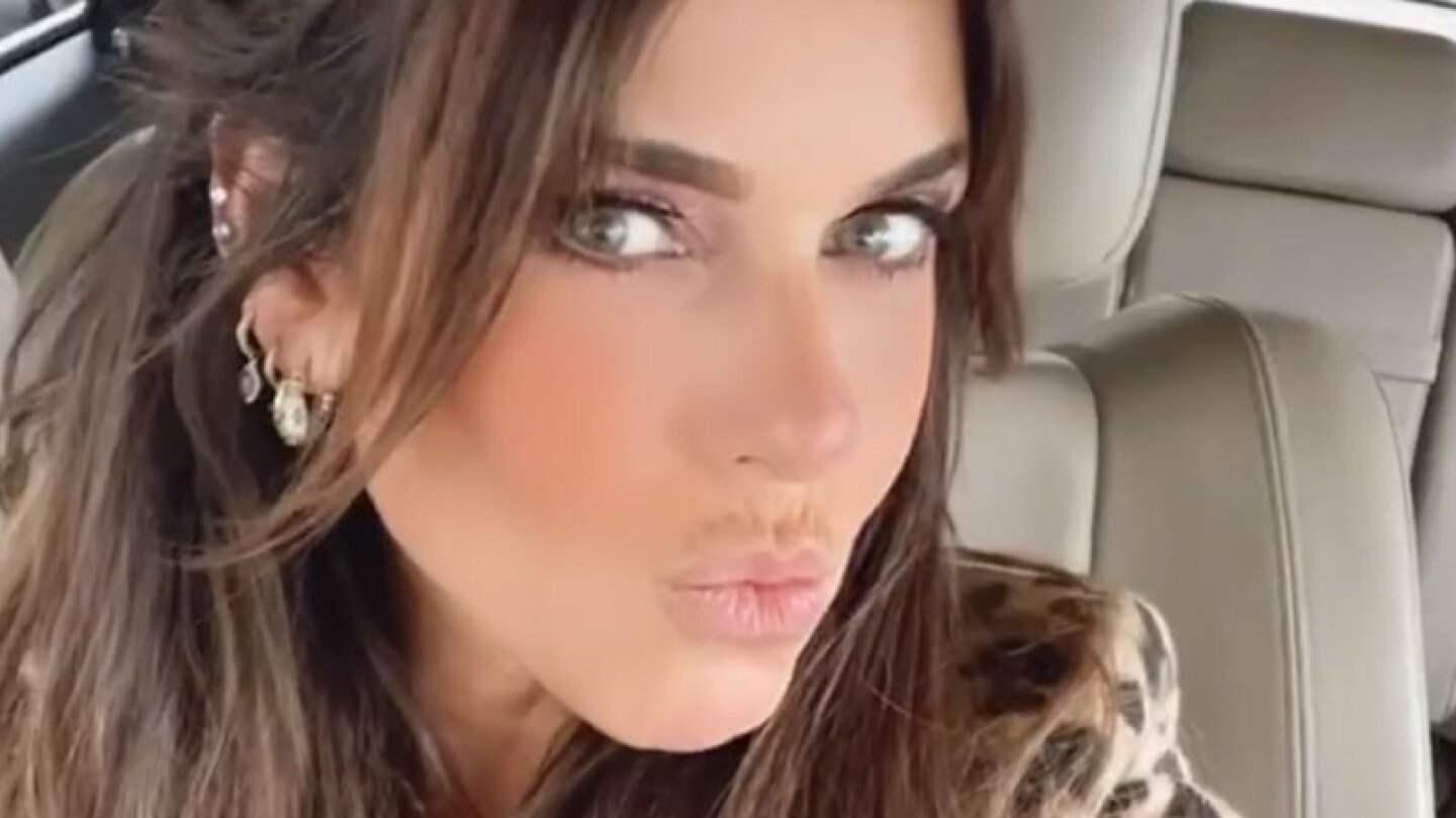 Maky borra fotos en bikini de Instagram a petición de sus hijas