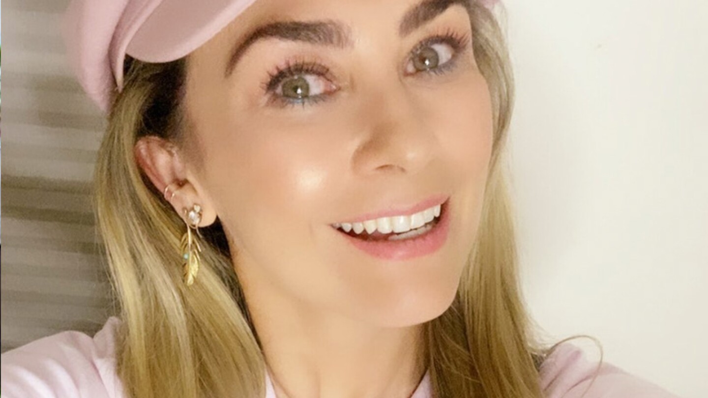 Aracely Arámbula acepta proyecto en TV Azteca 