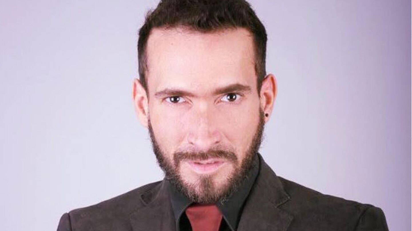 Actor que insultó a directora de Microteatro se defiende y asegura que no estaba borracho