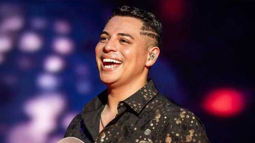 Eduin Caz está contento por lograr sus sueños