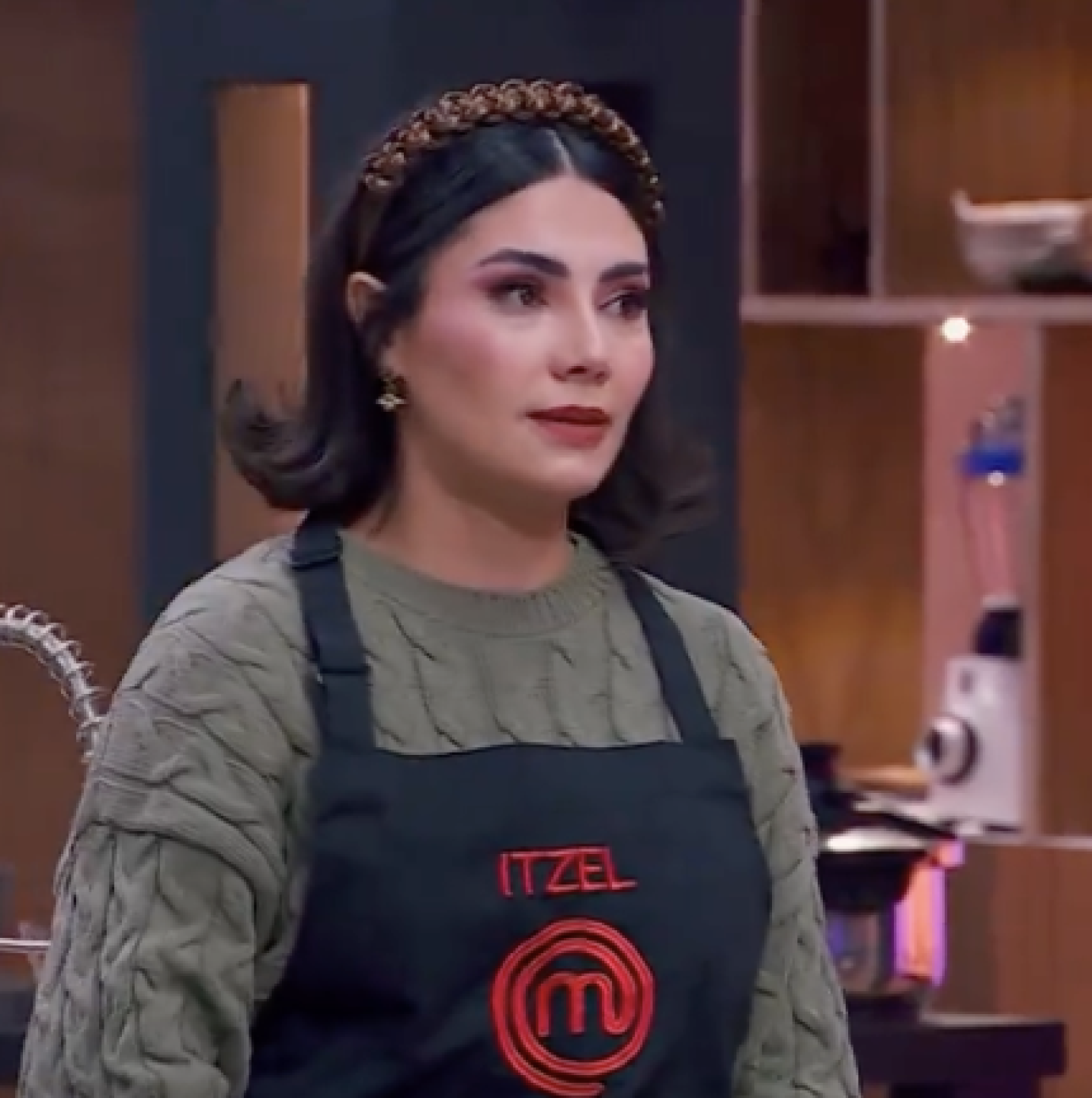 Itzel 'la enfermera' en Masterchef celebrity