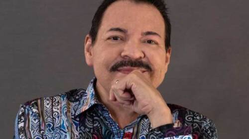 Así luce Julio Preciado tras quitarse la piel en los párpados