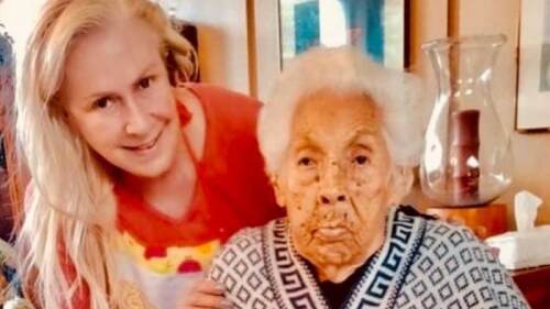 Laura Zapata cuenta la razón por la que su abuelita fue a dar al hospital