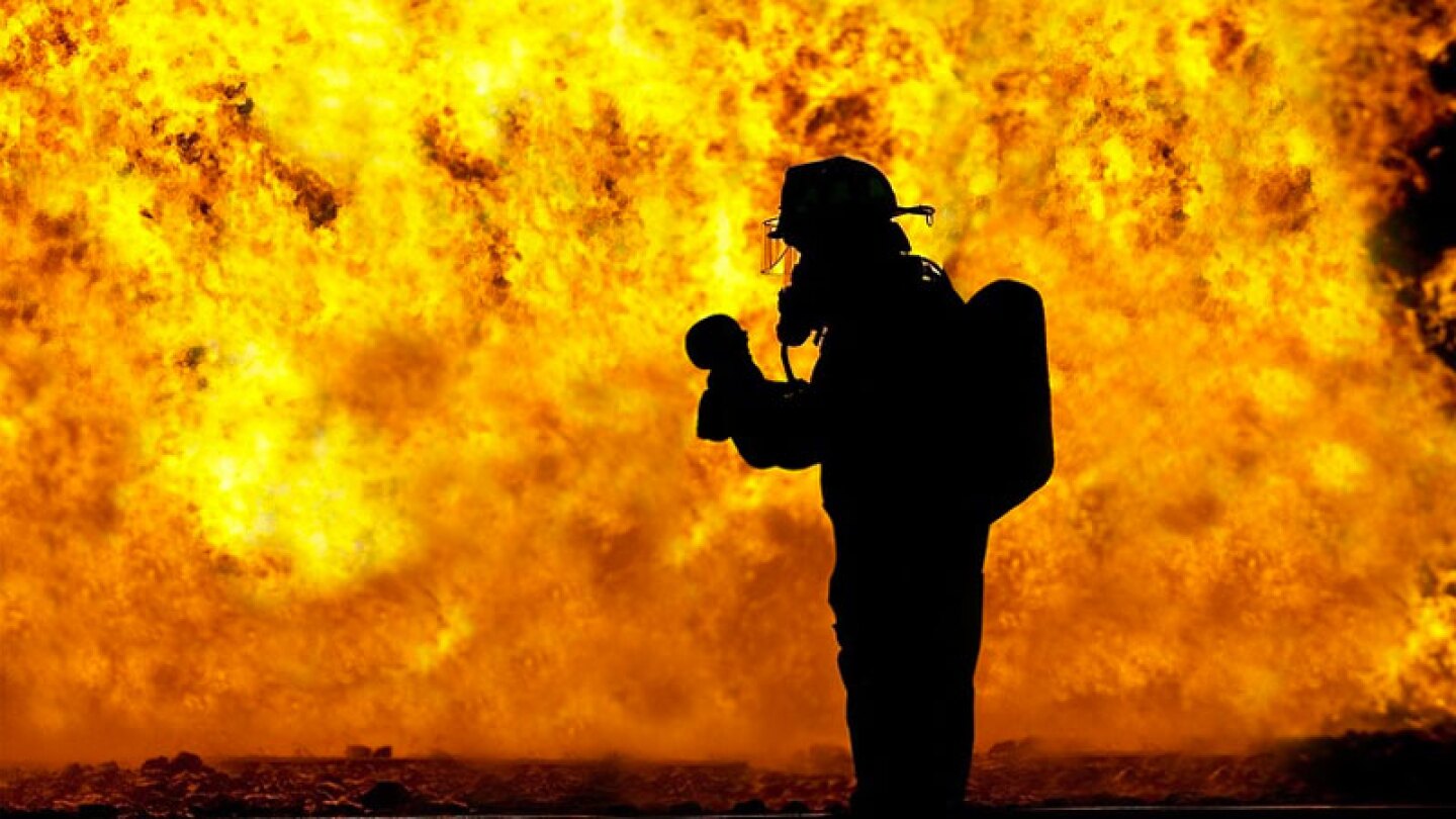 Mueren siete niños en incendio en Iztapalapa