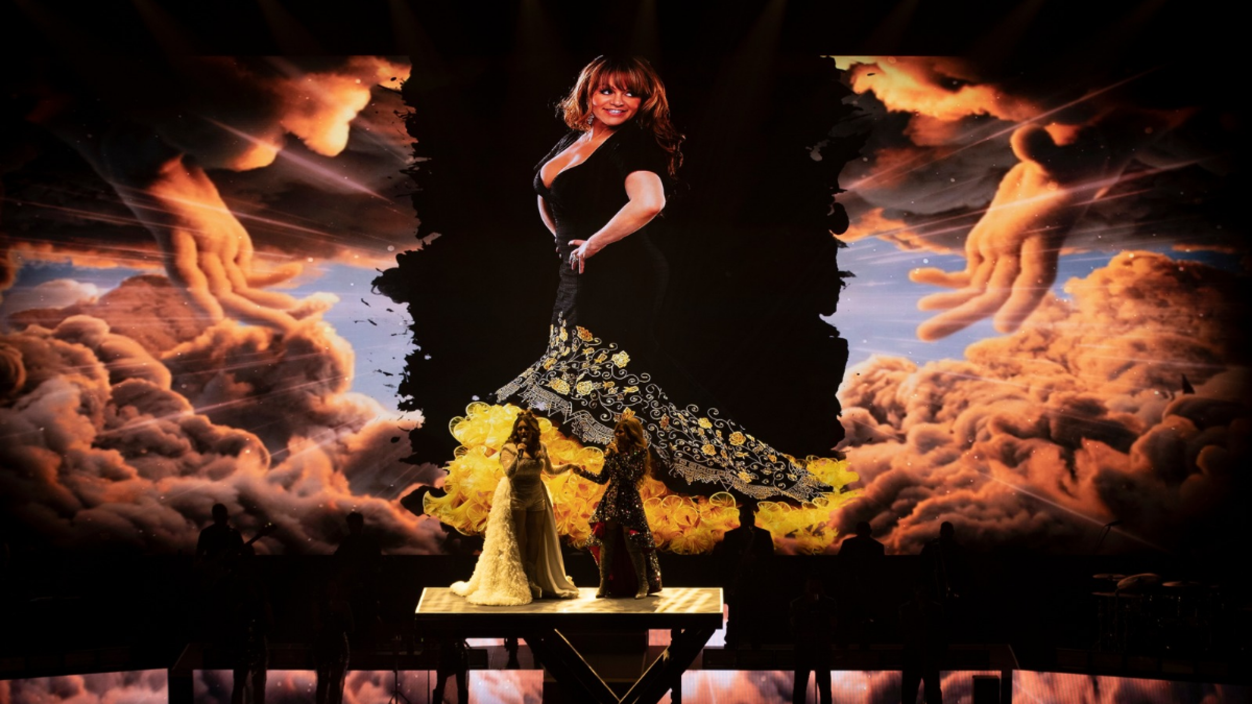 Gloria Trevi homenaje a Jenni Rivera