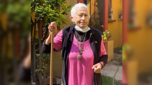 Abuelita hace tik toks por gusto.