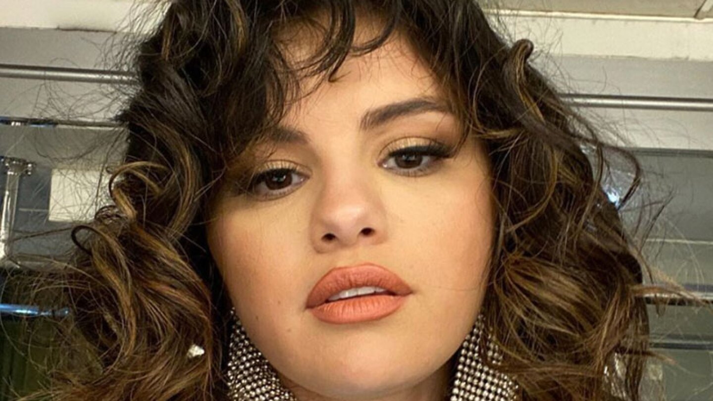 Selena Gómez muestra los estragos de la lupus en su cuerpo